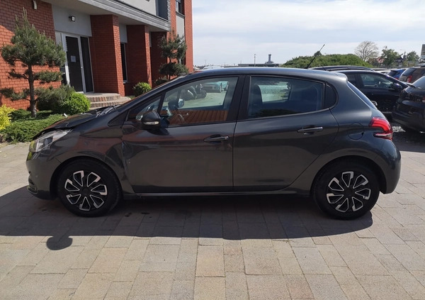 Peugeot 208 cena 14500 przebieg: 111180, rok produkcji 2016 z Świątniki Górne małe 211